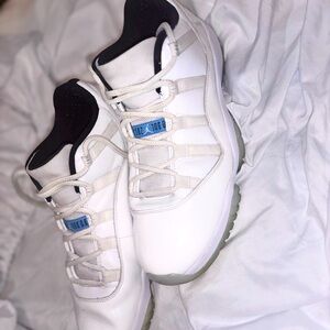 Air Jordan 11 ‘ legend blue’ size 11.5